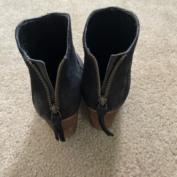 Black 7.5 B.P. Boots - Picture 3 of 5